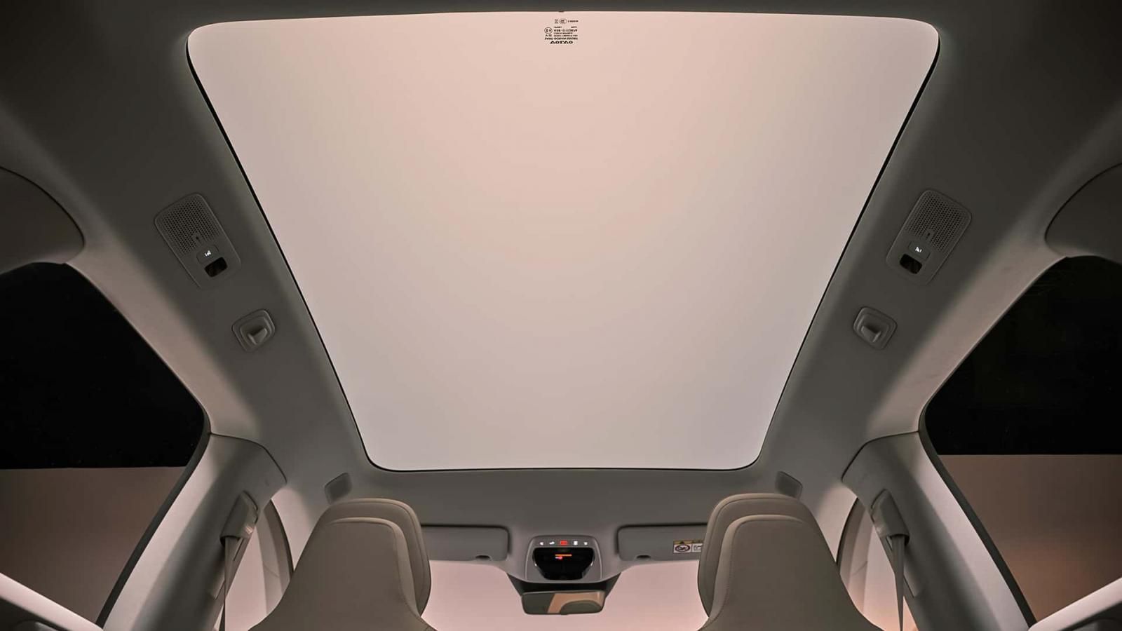 Volvo EX60: Πρεμιέρα με έως 680 άλογα και 810 χλμ. αυτονομία.